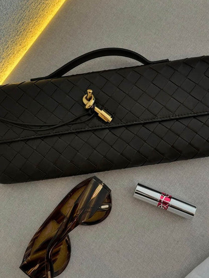 Adèle Woven Clutch